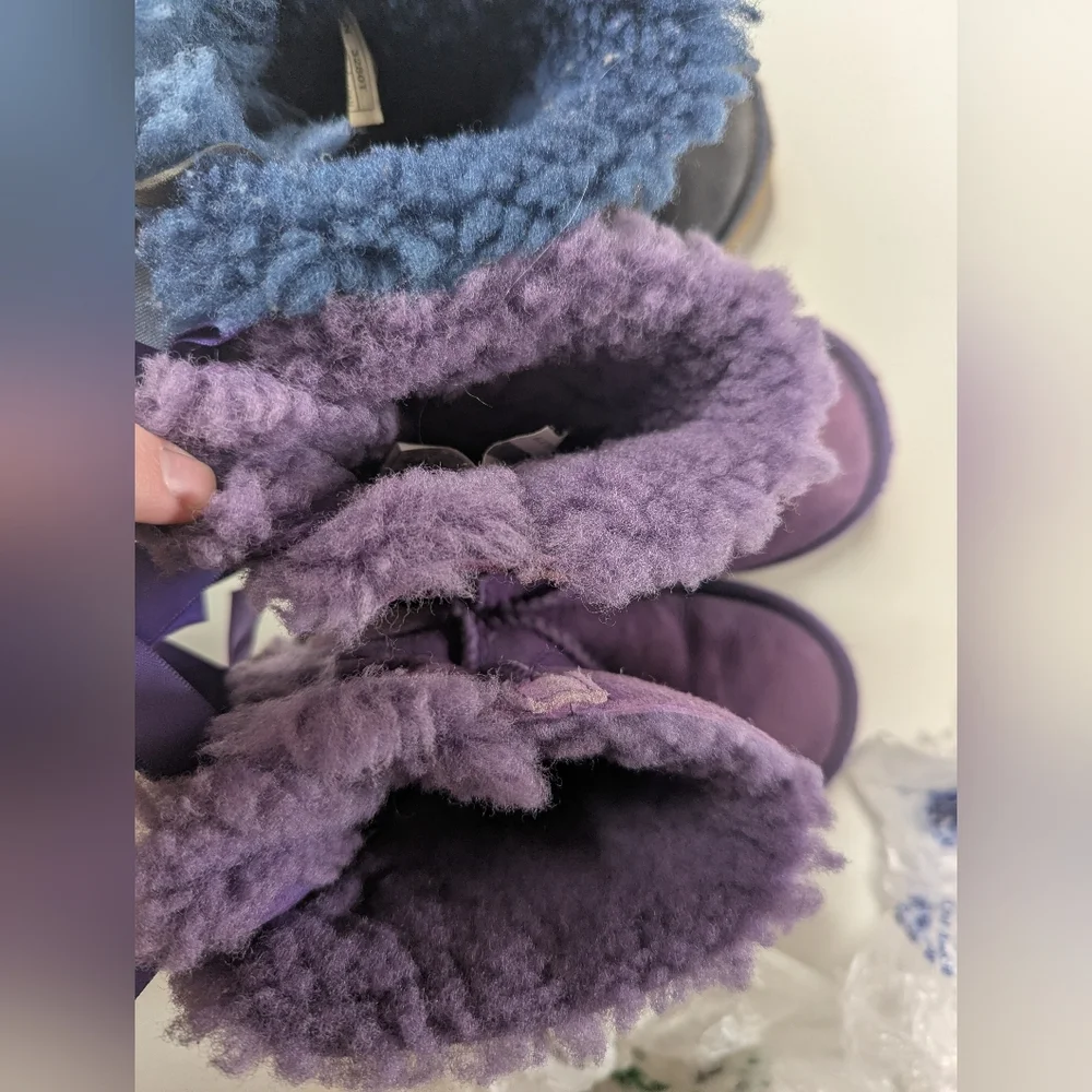 Bailey Bow Uggs (Bundle Of 2) Little Girls Toddler Size 9 Purple Blue
